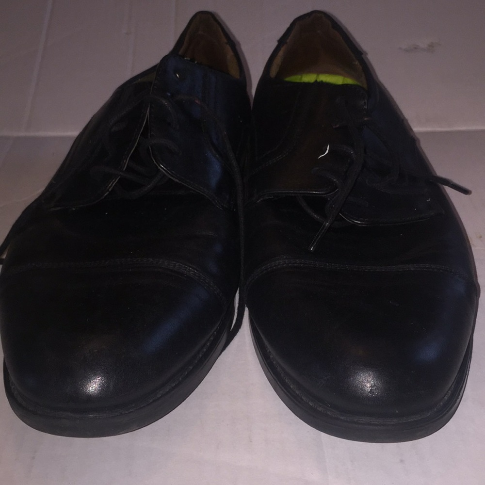 Florsheim dress shoes